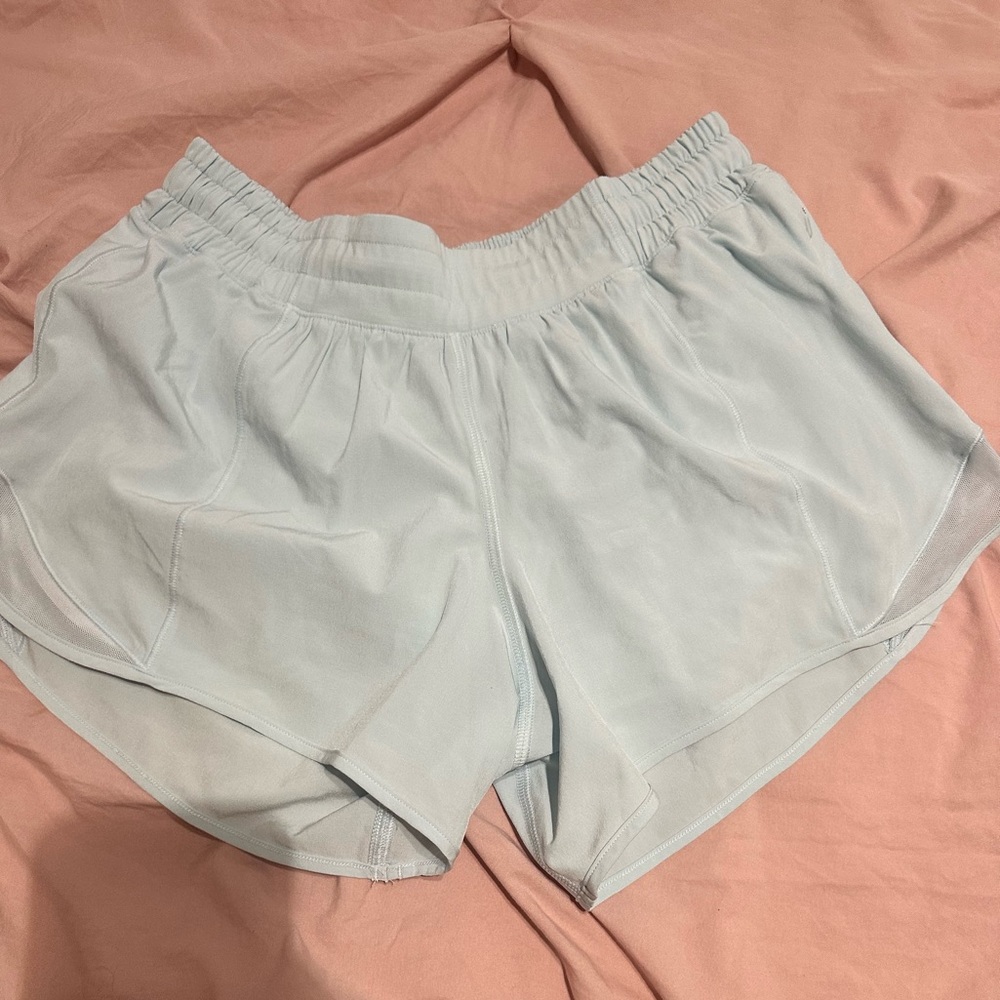 Lululemon hottie hot shorts size 6